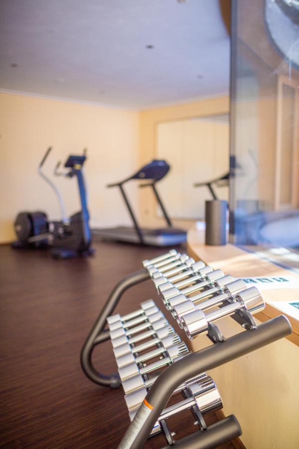 Stefania Hotel 4*